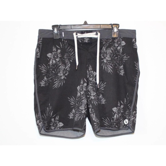 Vuori Cruise BoardShort Black Vintage Floral Gray Men's Board Shorts 32 H14054 - Picture 2 of 13